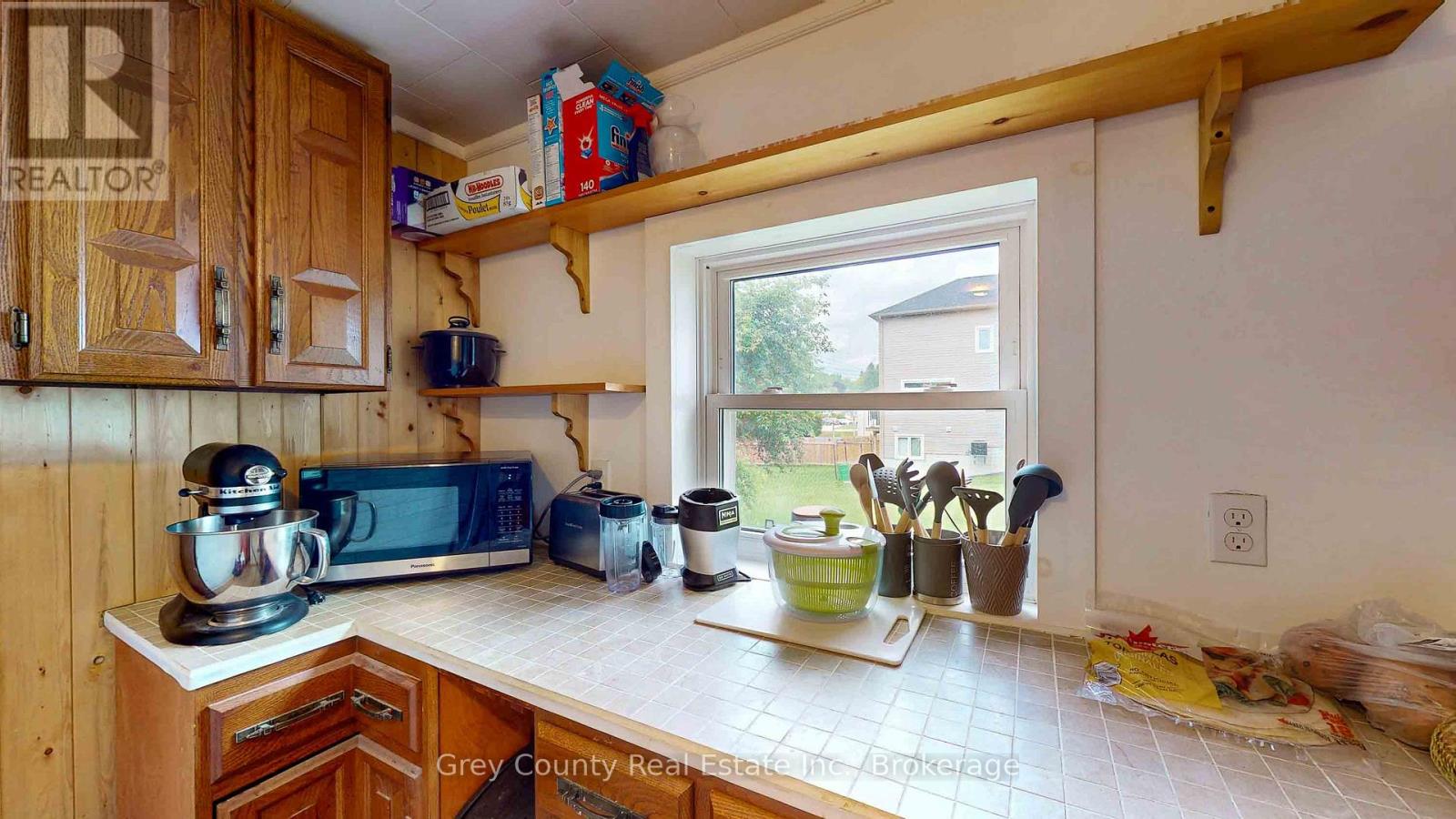124 Lorne Street, Grey Highlands, Ontario  N0C 1H0 - Photo 24 - X12384426