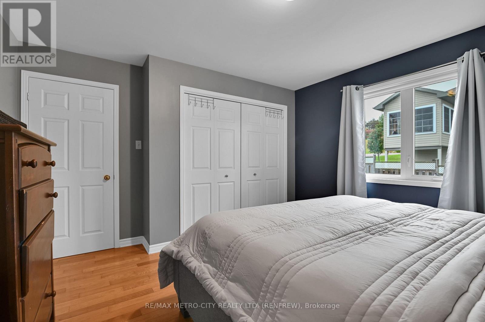 91 Haramis Drive, Renfrew, Ontario  K7V 4M4 - Photo 17 - X12384342