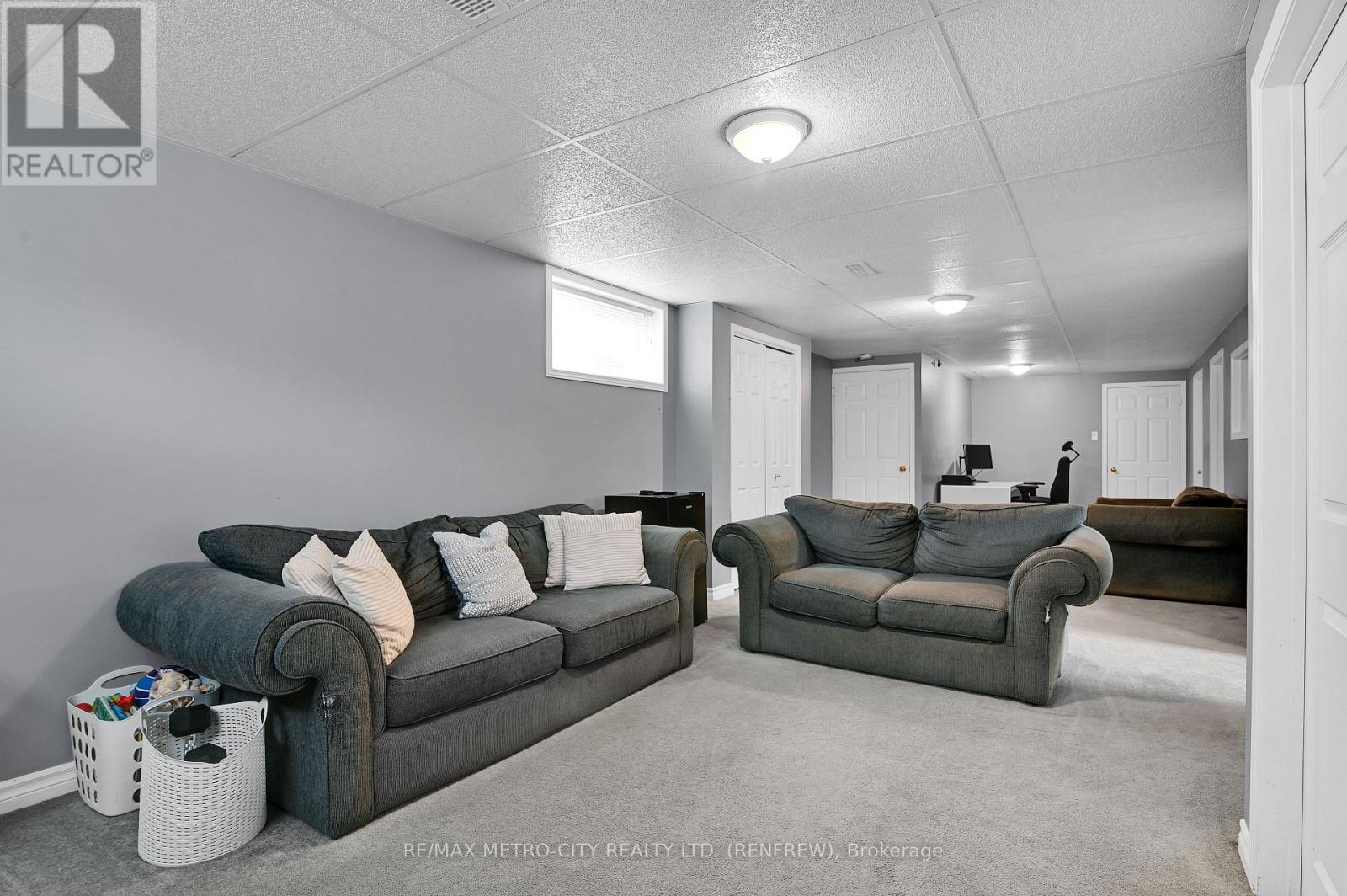91 Haramis Drive, Renfrew, Ontario  K7V 4M4 - Photo 24 - X12384342