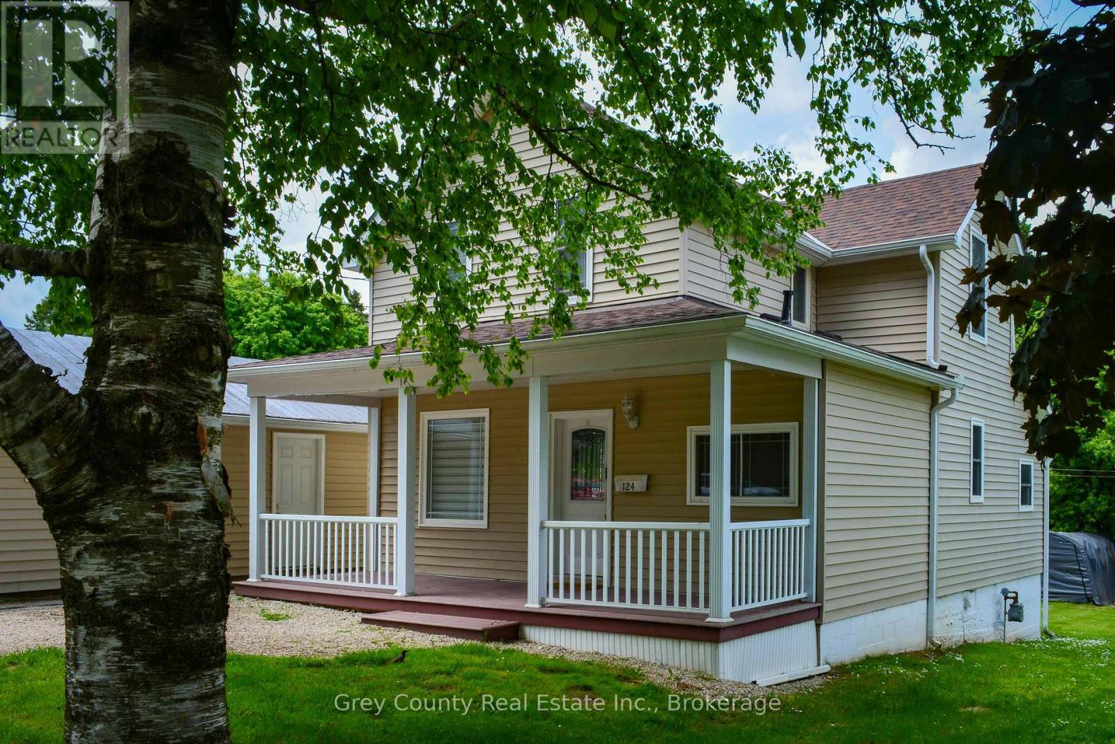 124 Lorne Street, Grey Highlands, Ontario  N0C 1H0 - Photo 4 - X12384426