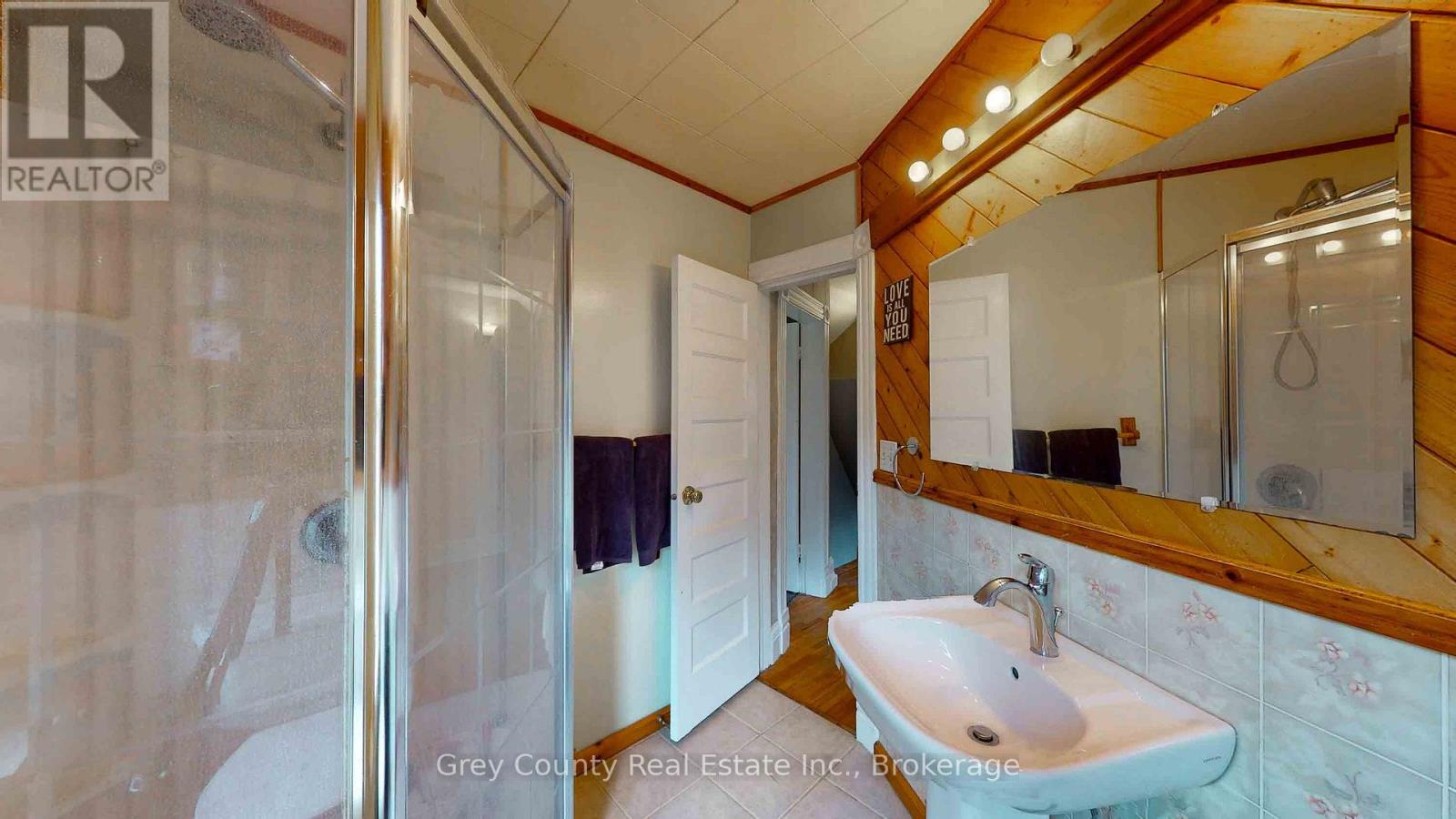 124 Lorne Street, Grey Highlands, Ontario  N0C 1H0 - Photo 31 - X12384426