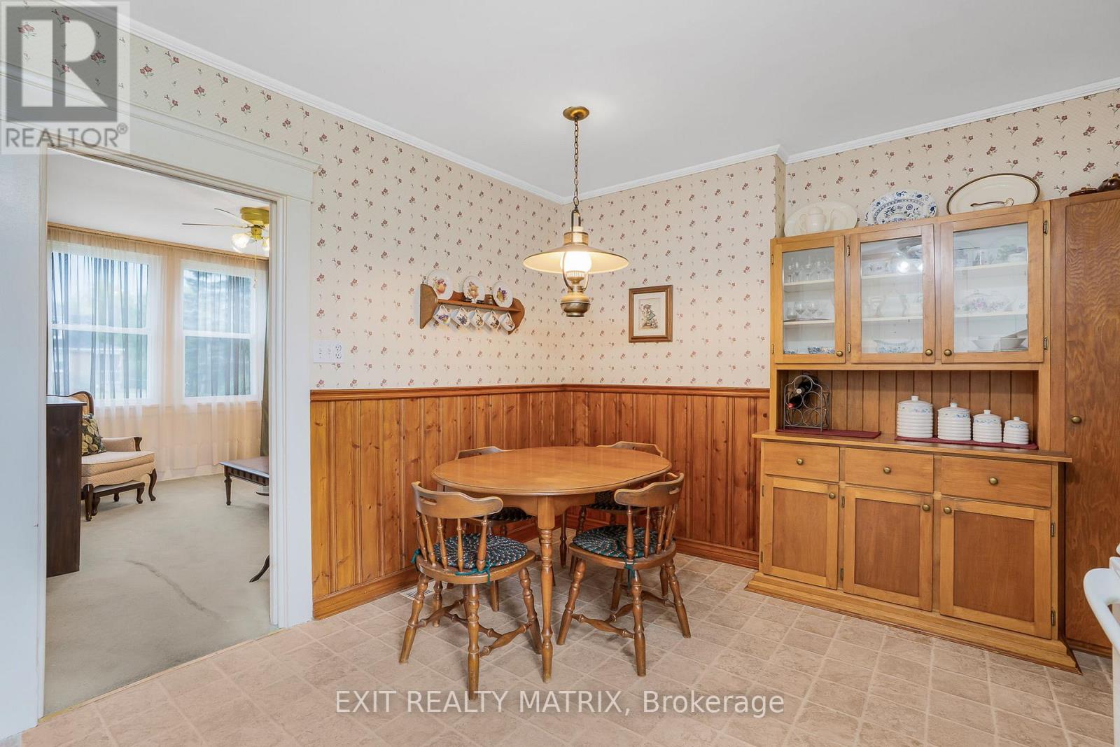 469 Smerdon Street, Hawkesbury, Ontario  K6A 2M9 - Photo 11 - X12384438