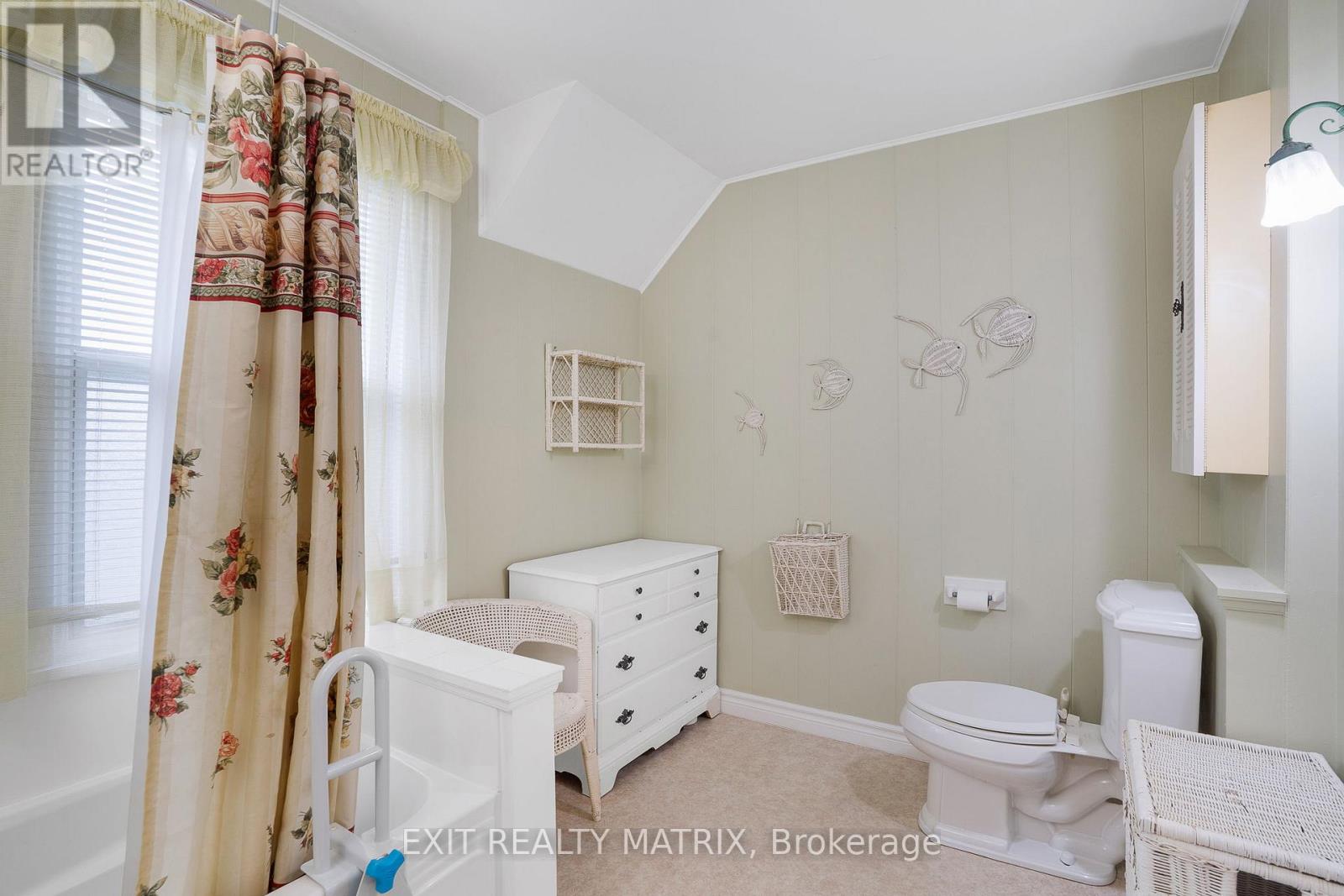 469 Smerdon Street, Hawkesbury, Ontario  K6A 2M9 - Photo 18 - X12384438