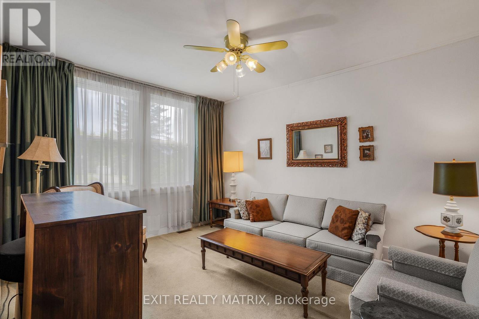 469 Smerdon Street, Hawkesbury, Ontario  K6A 2M9 - Photo 6 - X12384438