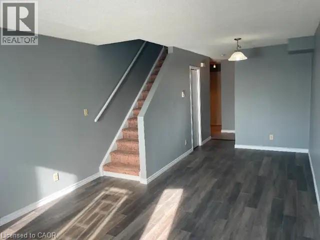 288 Grays Road Unit# 209, Stoney Creek, Ontario  L8E 1V5 - Photo 2 - 40766742