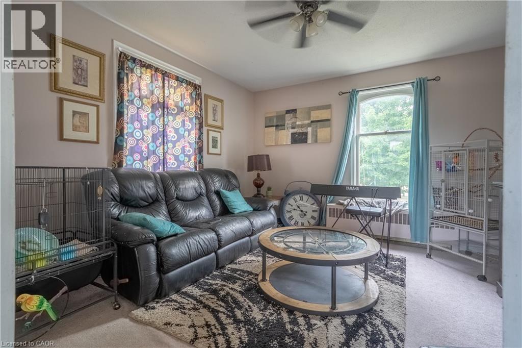 1 Livingston Avenue, Grimsby, Ontario  L3M 1K4 - Photo 38 - 40766678