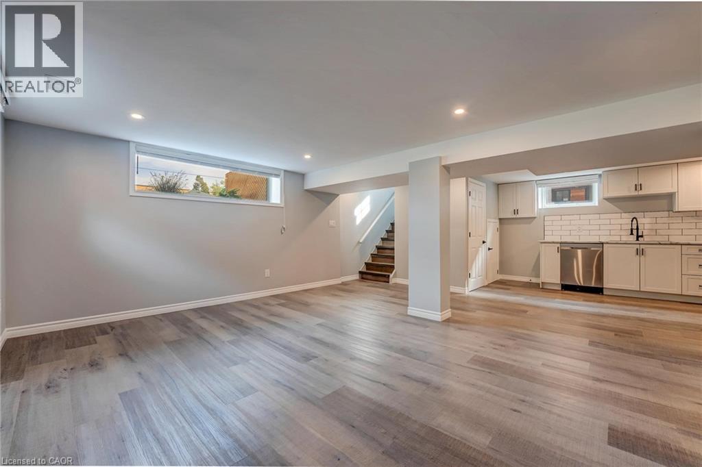 326 East 42nd Street Unit# 2 Lower, Hamilton, Ontario  L8T 3A7 - Photo 11 - 40766578