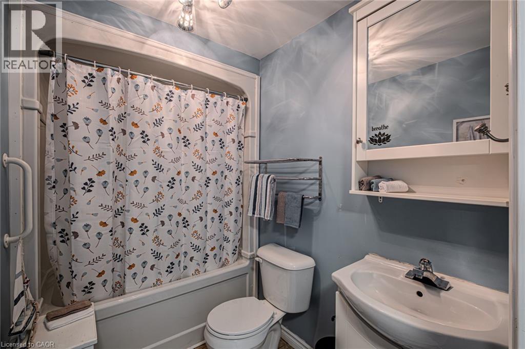 2017 Erie Street, Port Dover, Ontario  N0A 1N7 - Photo 32 - 40766517