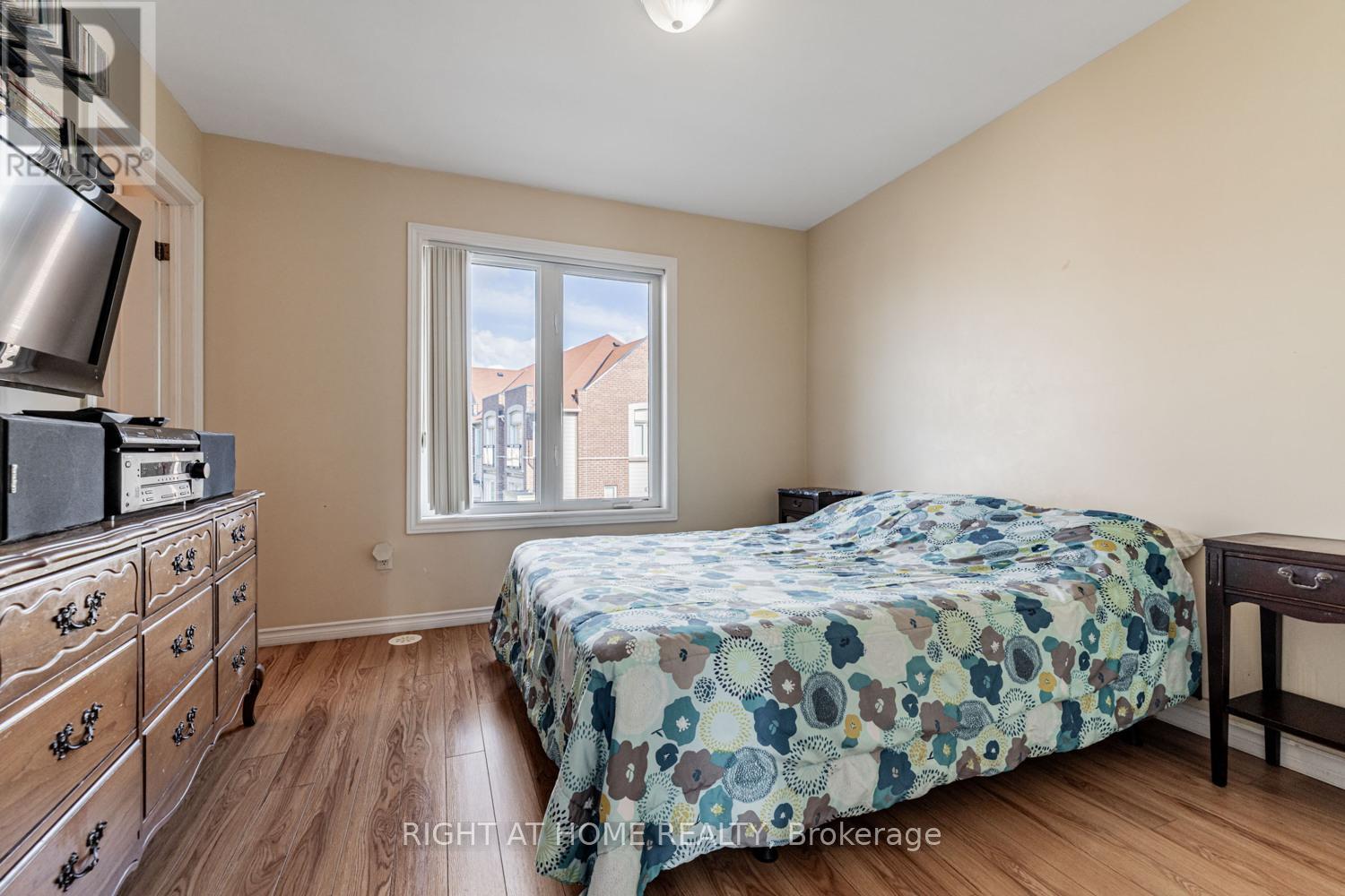 9 - 15943 Bayview Avenue, Aurora, Ontario  L4G 0S3 - Photo 17 - N12382912