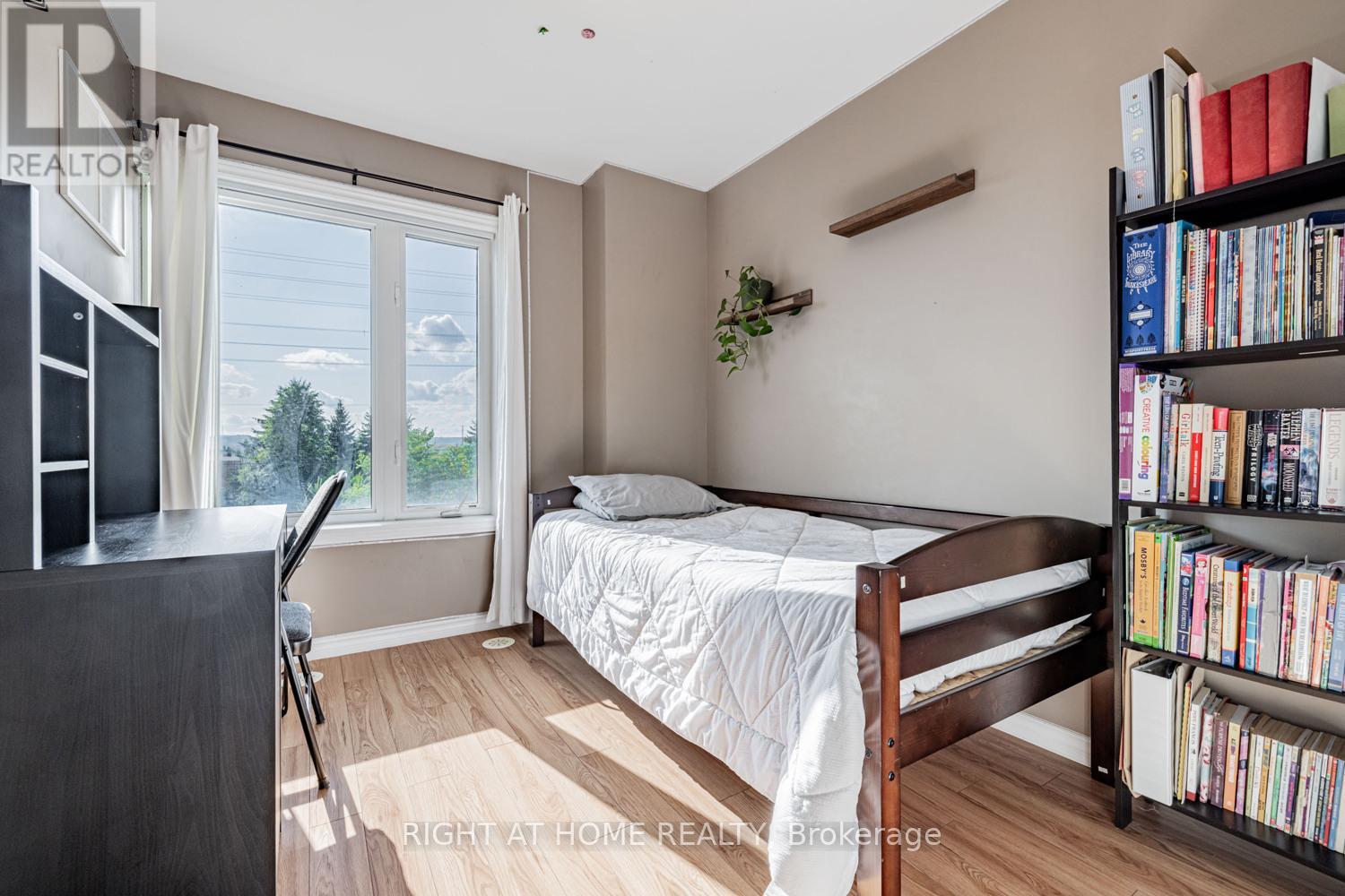 9 - 15943 Bayview Avenue, Aurora, Ontario  L4G 0S3 - Photo 21 - N12382912