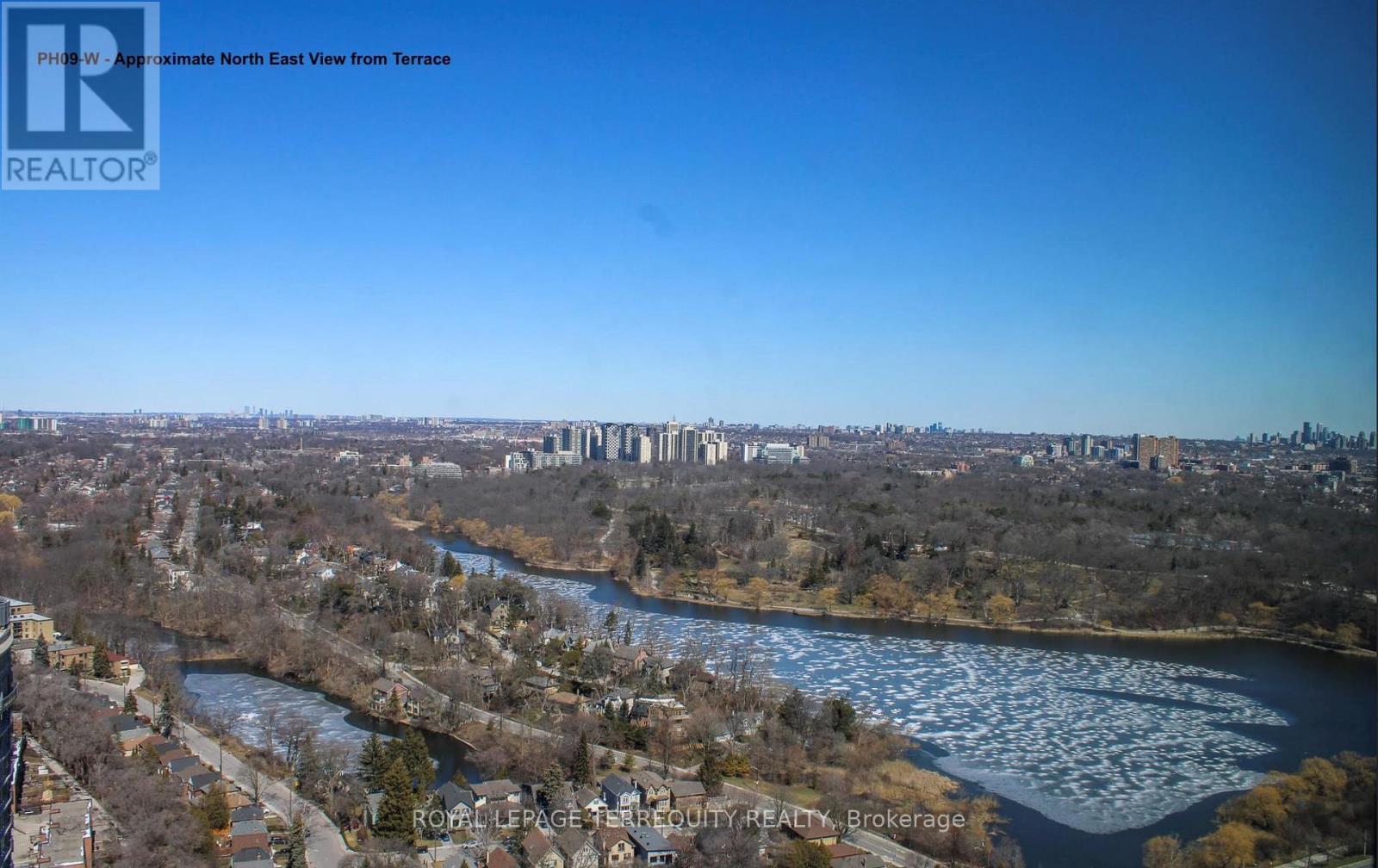 Ph09 - 1928 Lake Shore Boulevard W, Toronto, Ontario  M6S 0B1 - Photo 4 - W12384136