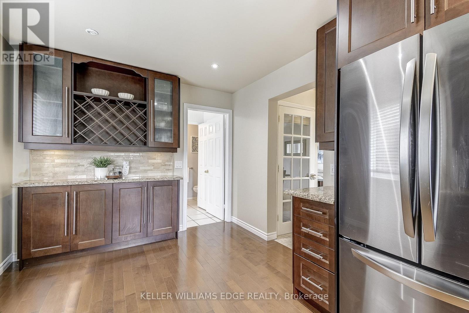 2212 Melissa Crescent, Burlington (Brant Hills), Ontario  L7P 4J7 - Photo 13 - W12384159