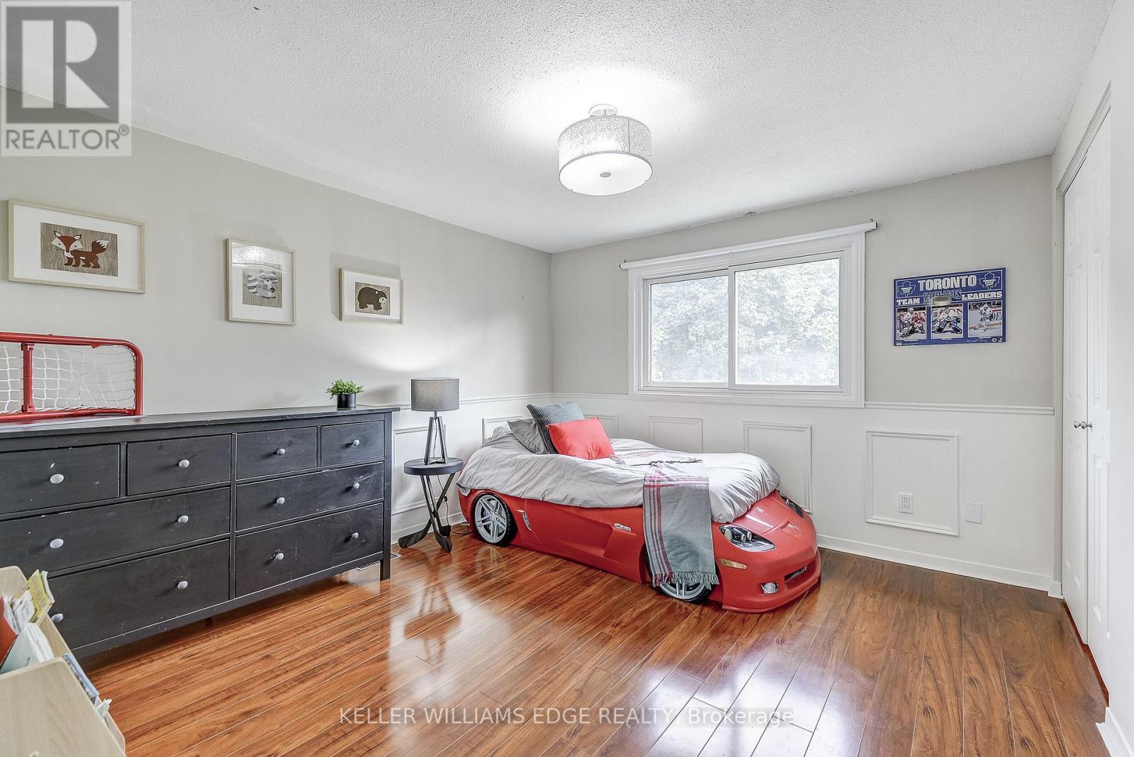 2212 Melissa Crescent, Burlington (Brant Hills), Ontario  L7P 4J7 - Photo 21 - W12384159