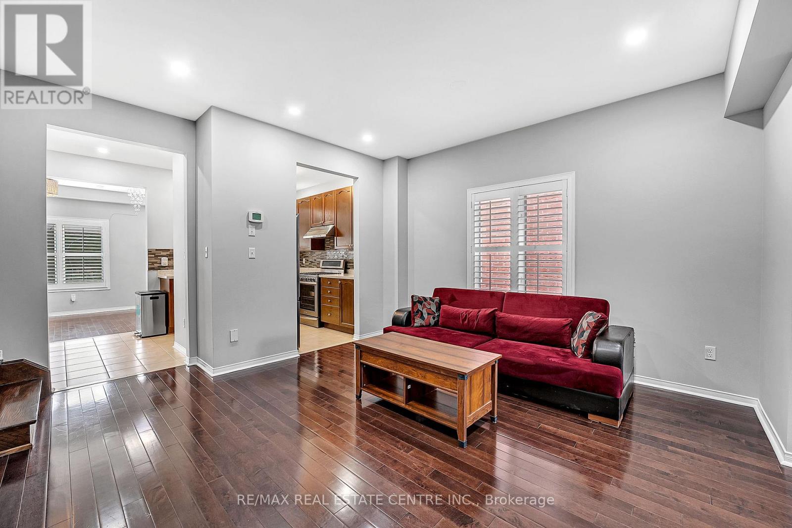 245 Checkerberry Crescent, Brampton, Ontario  L6R 3P7 - Photo 10 - W12384171