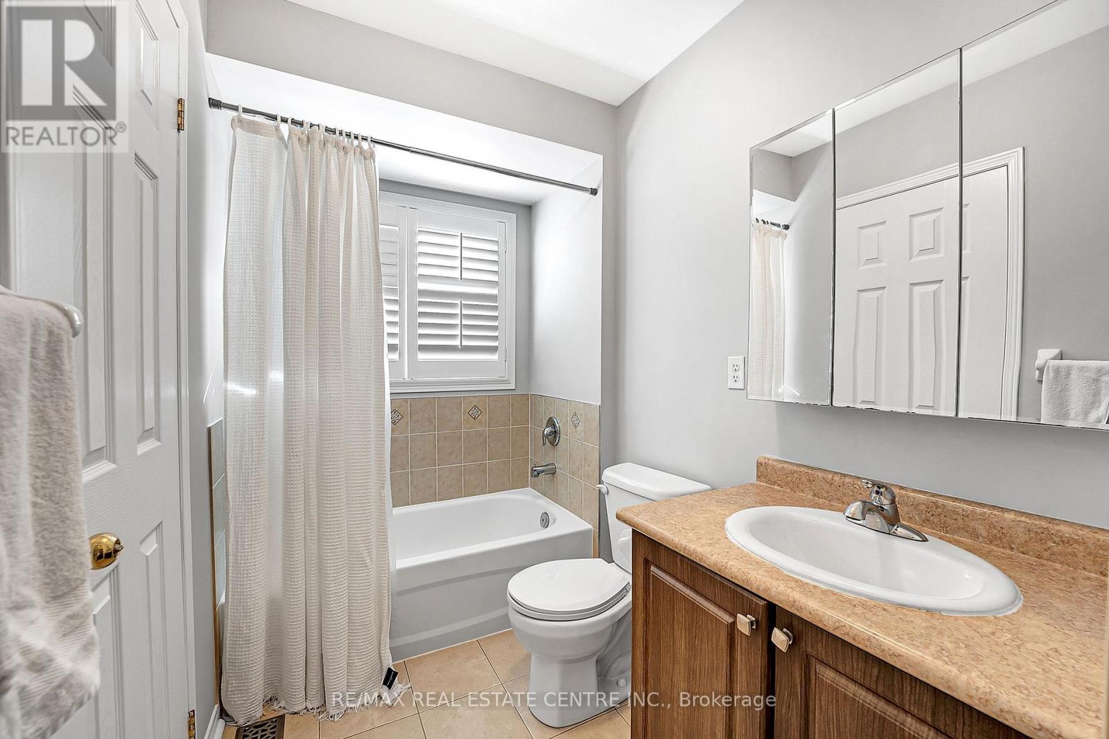 245 Checkerberry Crescent, Brampton, Ontario  L6R 3P7 - Photo 24 - W12384171