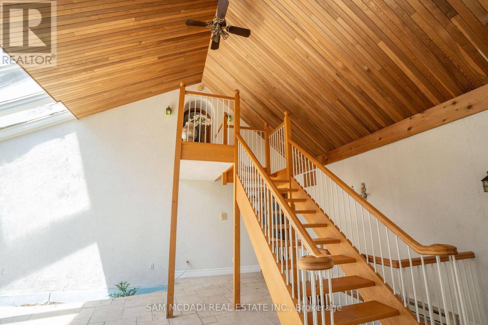 1588 Watersedge Road, Mississauga, Ontario  L5J 1A4 - Photo 11 - W12384185