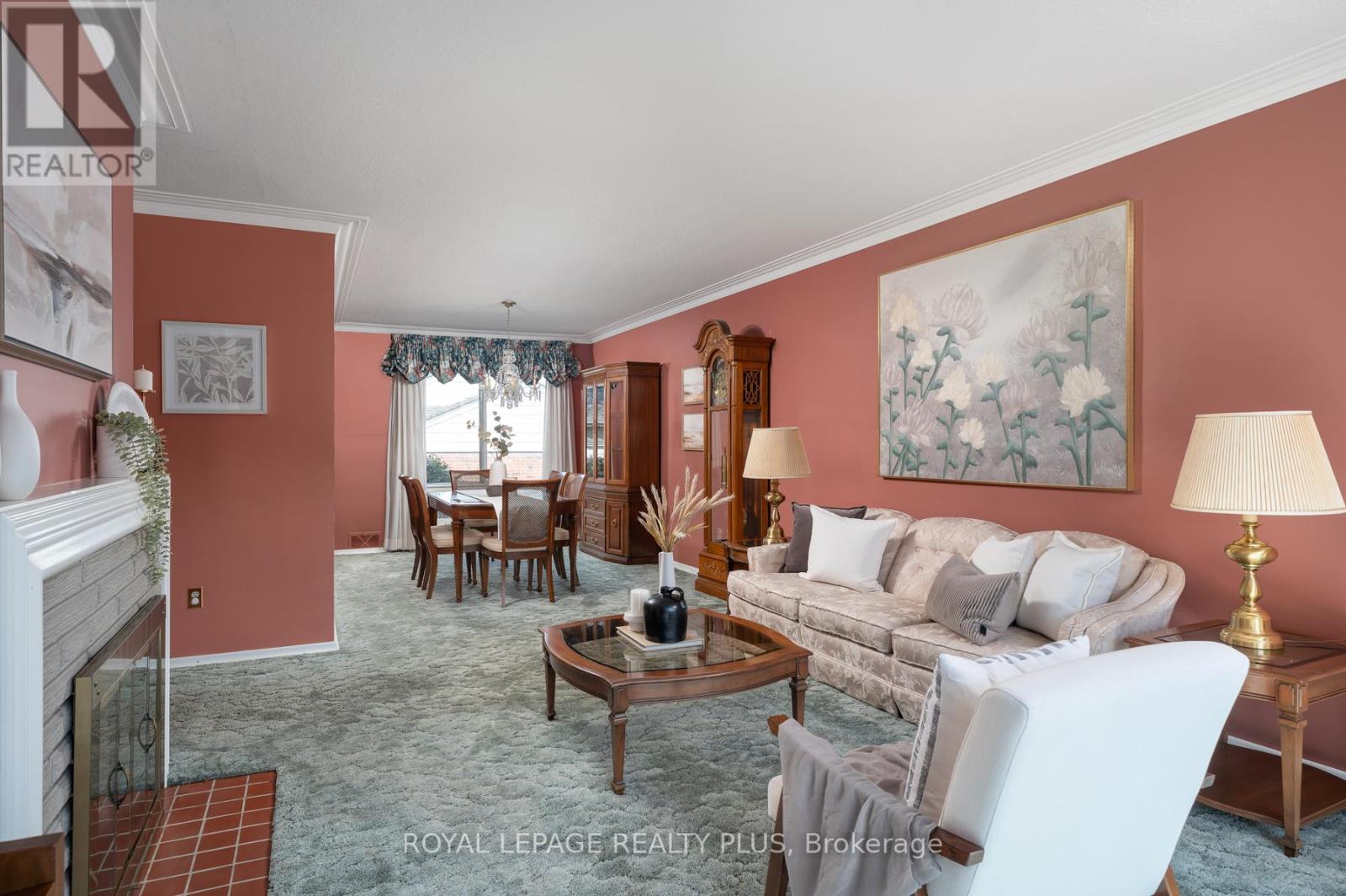 1509 Kenneth Drive, Mississauga, Ontario  L5E 2Y6 - Photo 12 - W12384208