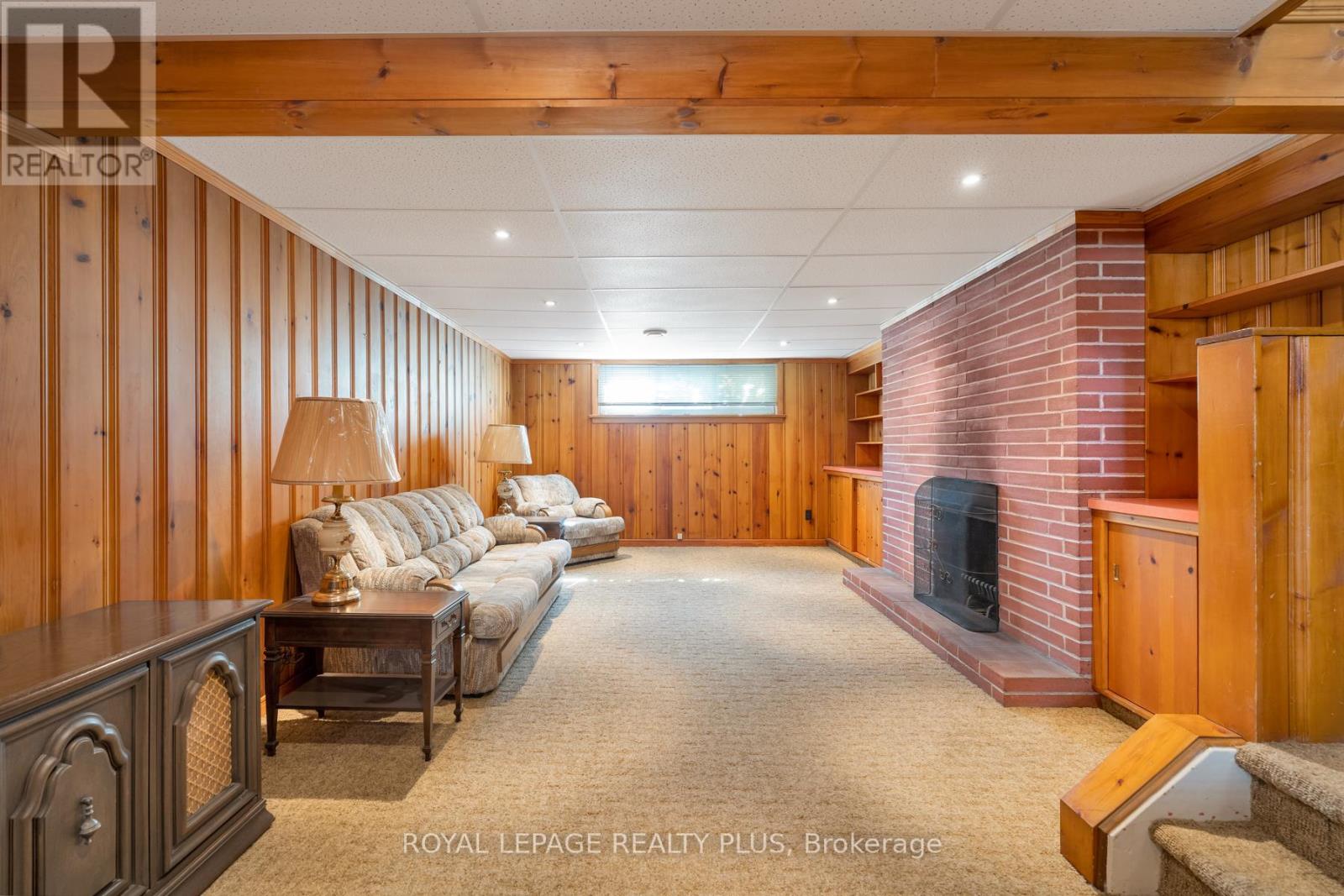 1509 Kenneth Drive, Mississauga, Ontario  L5E 2Y6 - Photo 29 - W12384208