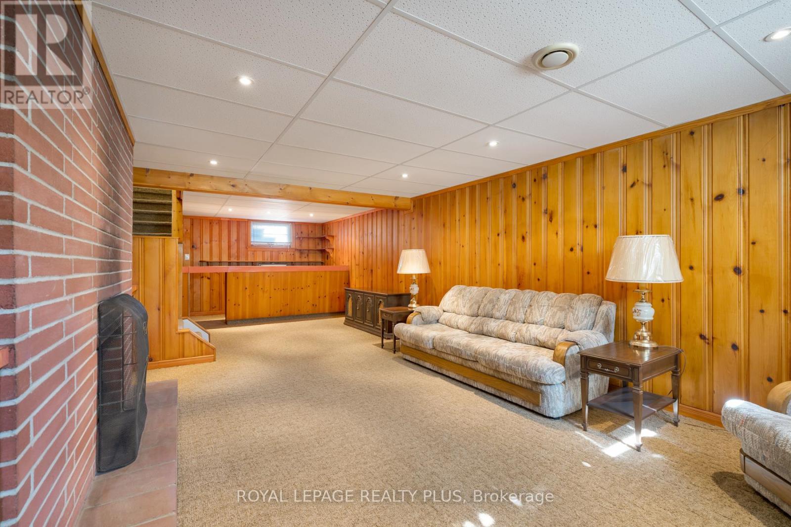 1509 Kenneth Drive, Mississauga, Ontario  L5E 2Y6 - Photo 32 - W12384208