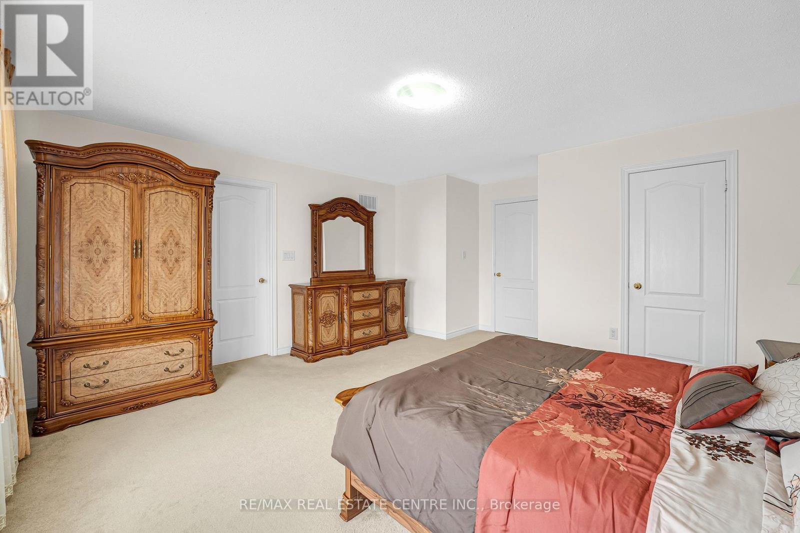 18 Kawana Road, Brampton, Ontario  L6Y 0W2 - Photo 28 - W12384221