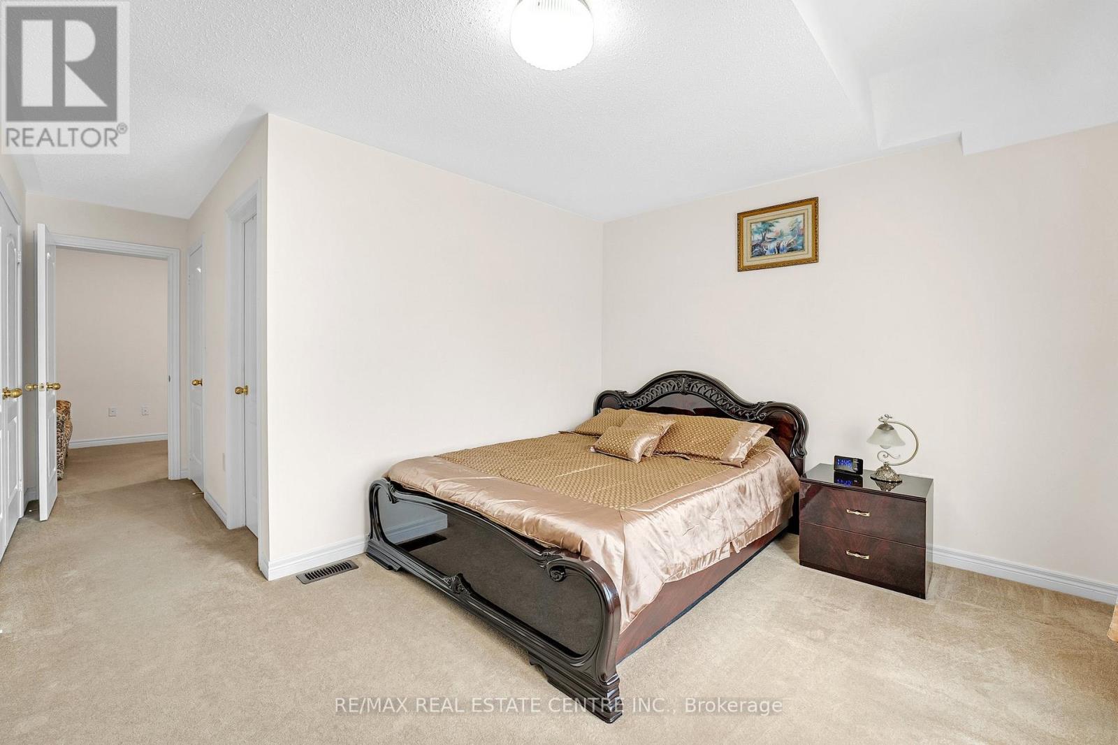 18 Kawana Road, Brampton, Ontario  L6Y 0W2 - Photo 32 - W12384221