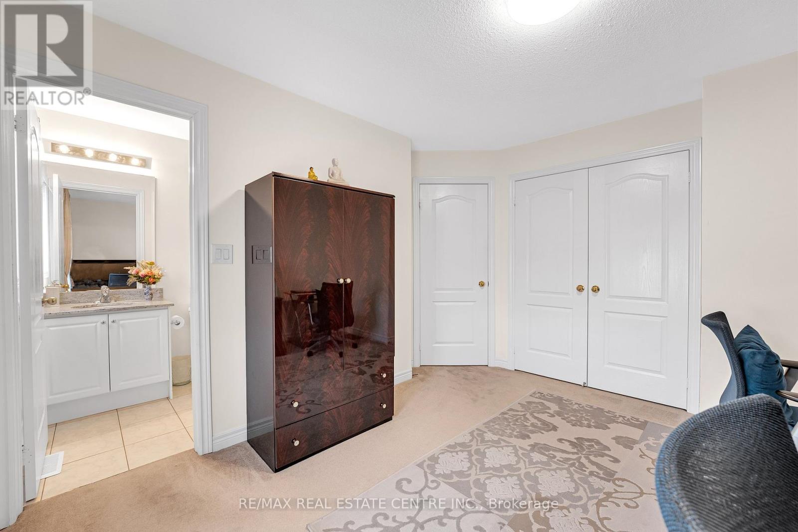 18 Kawana Road, Brampton, Ontario  L6Y 0W2 - Photo 37 - W12384221