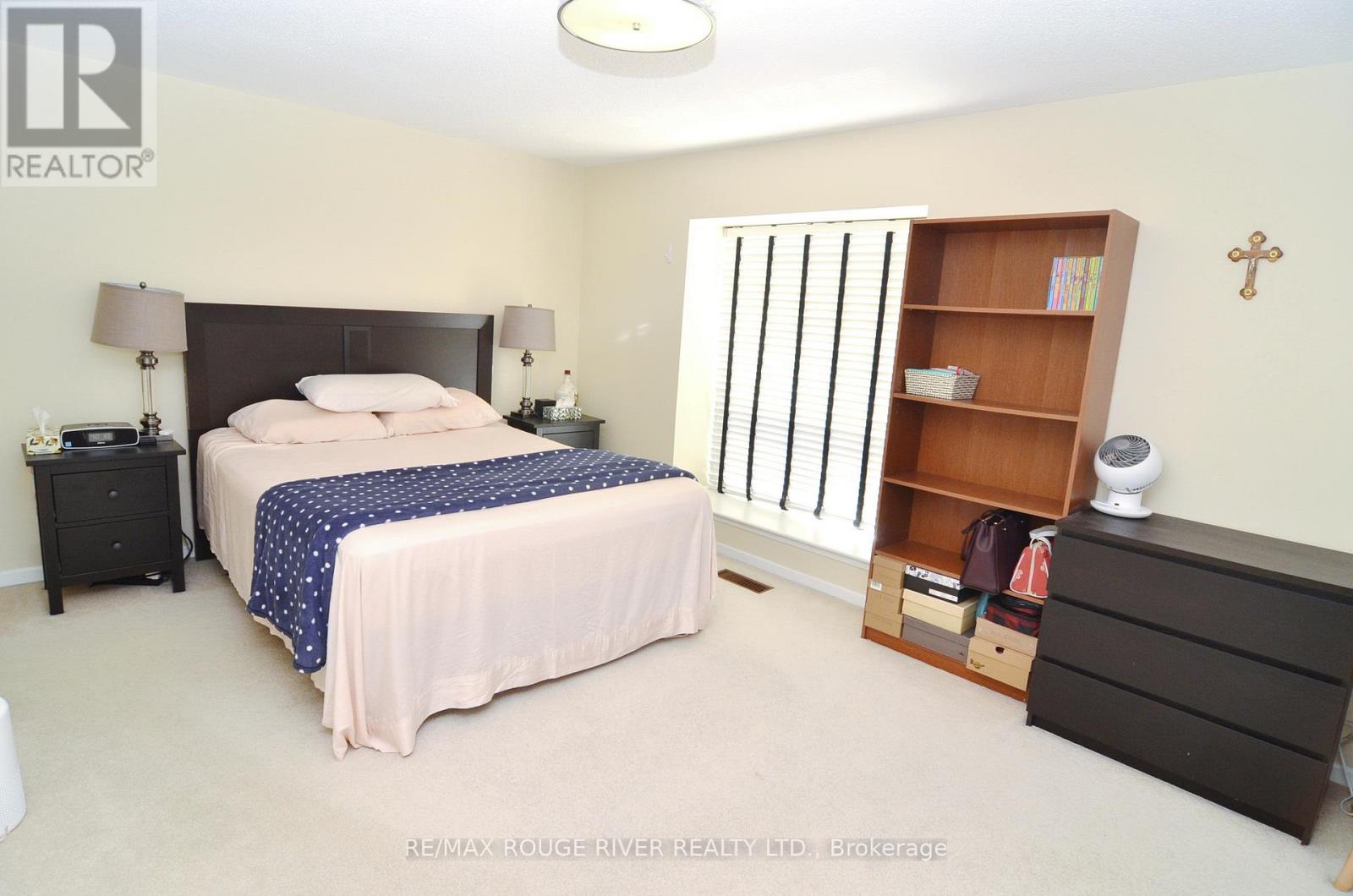 153 Maple Branch Path, Toronto, Ontario  M9P 3R9 - Photo 11 - W12384222