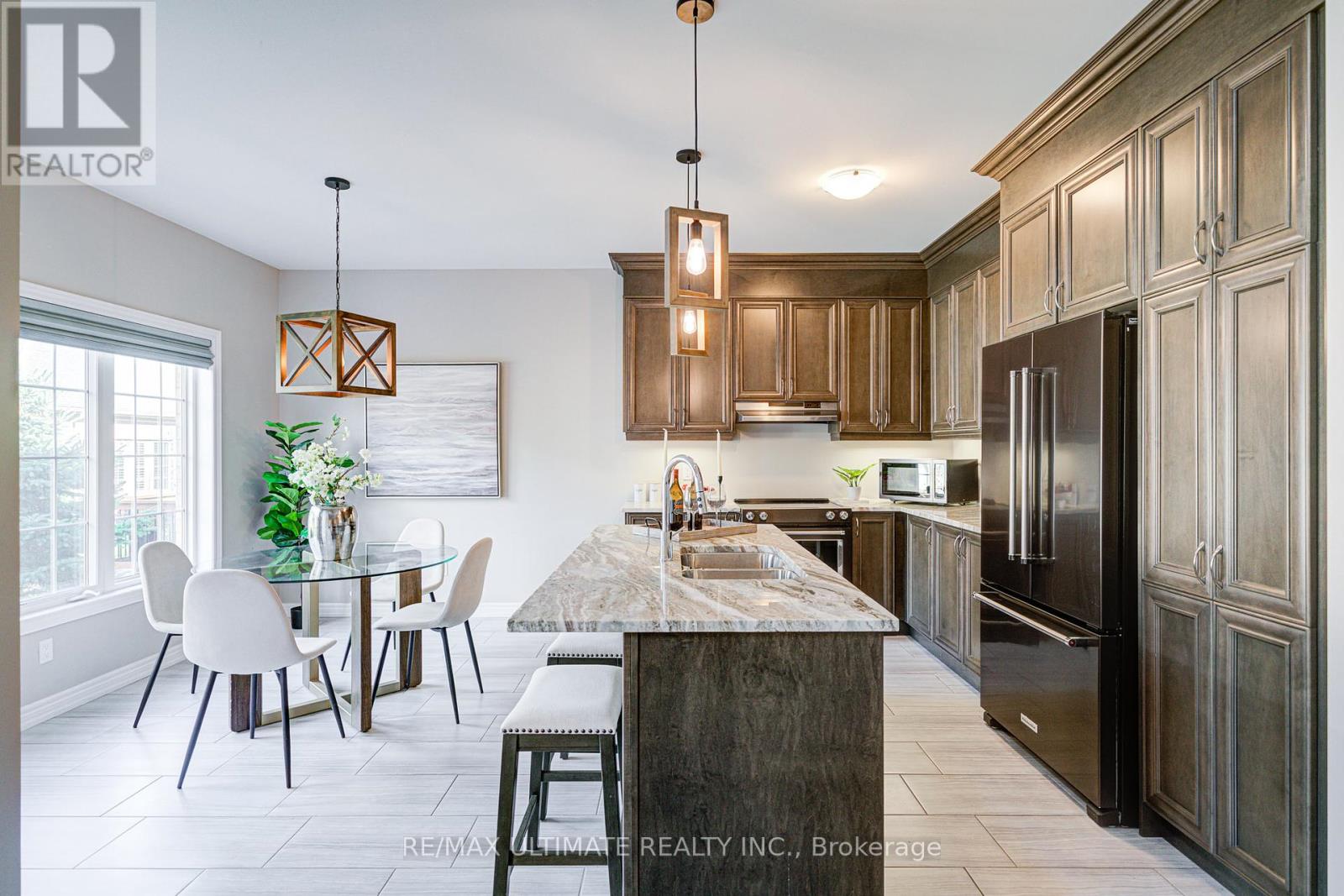 53 Amarillo Road, Brampton (Sandringham-Wellington), Ontario  L6R 4A5 - Photo 18 - W12384238