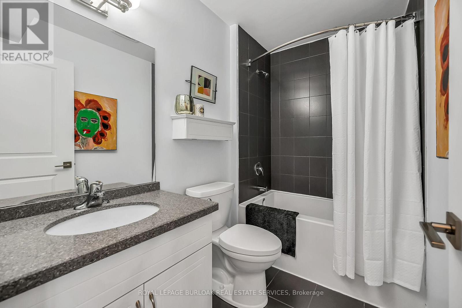 12 - 23 Echovalley Drive, Hamilton, Ontario  L8J 0K4 - Photo 32 - X12384137