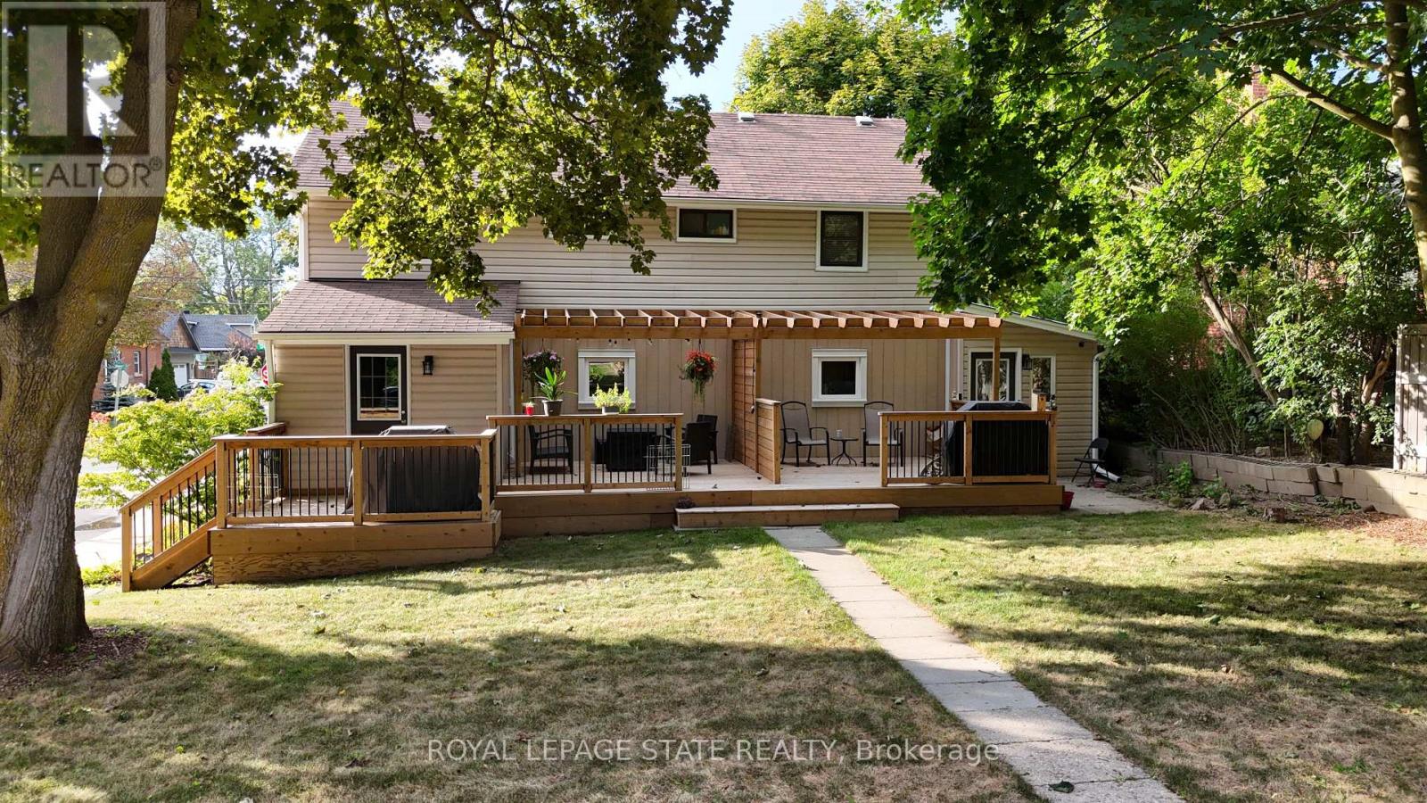 358 Dundas Street E, Hamilton, Ontario  L0R 2H1 - Photo 6 - X12384175
