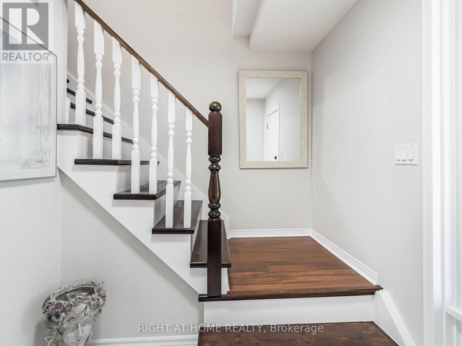 24 The Meadows Street, St. Catharines, Ontario  L2N 7L1 - Photo 24 - X12384215