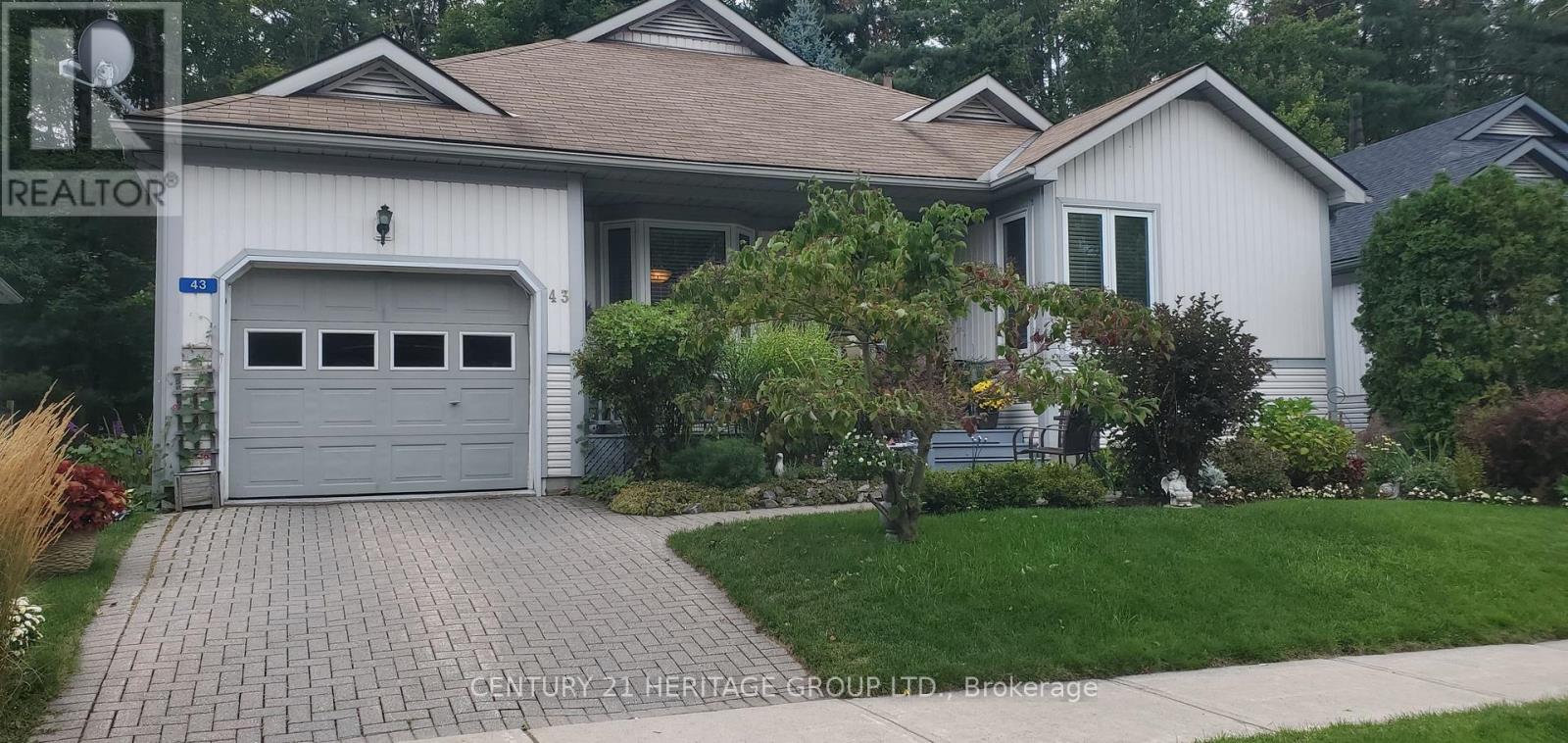 43 PINERIDGE GATE, Gravenhurst, Ontario