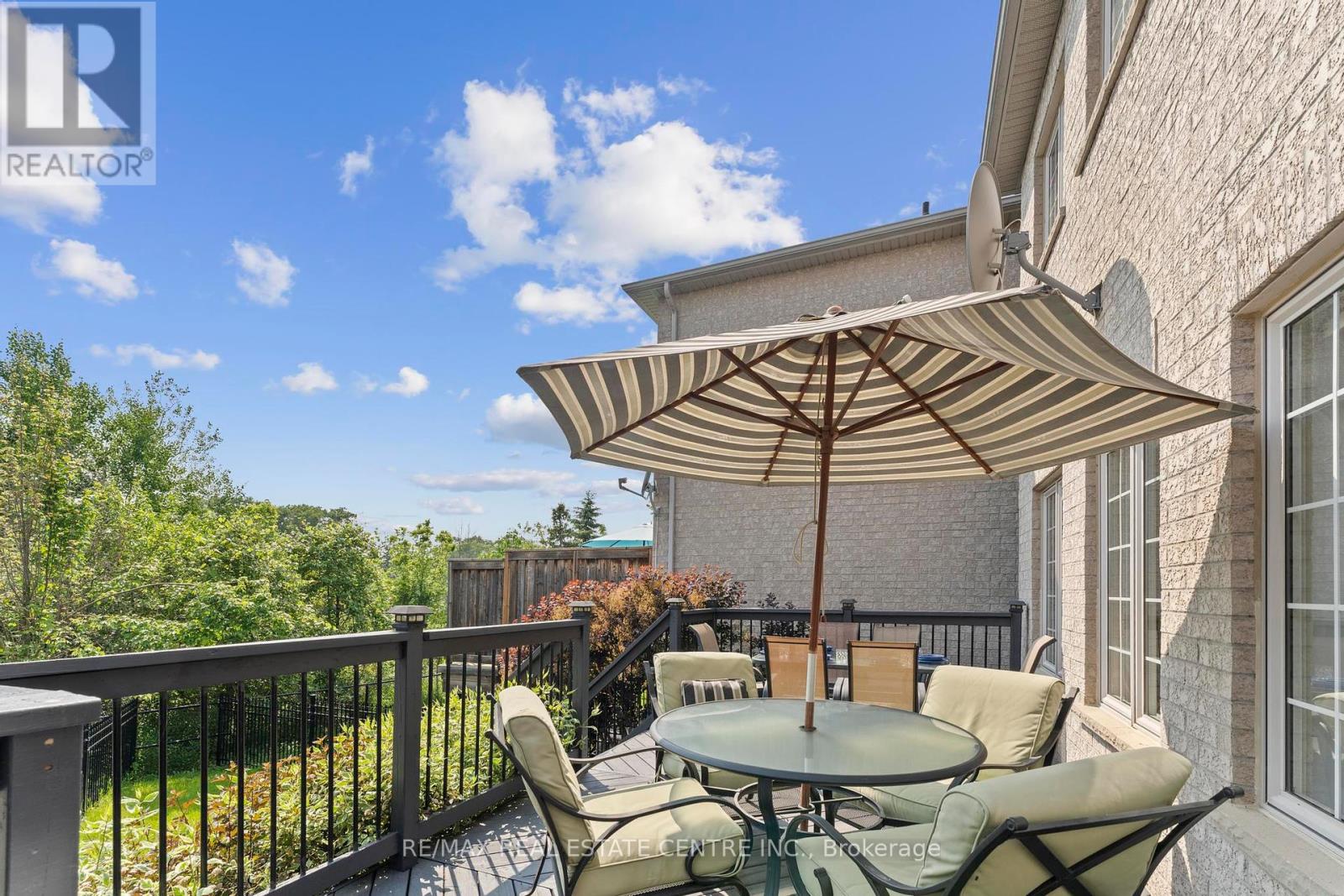 2454 Springforest Drive, Oakville, Ontario  L6M 0A1 - Photo 47 - W12335032