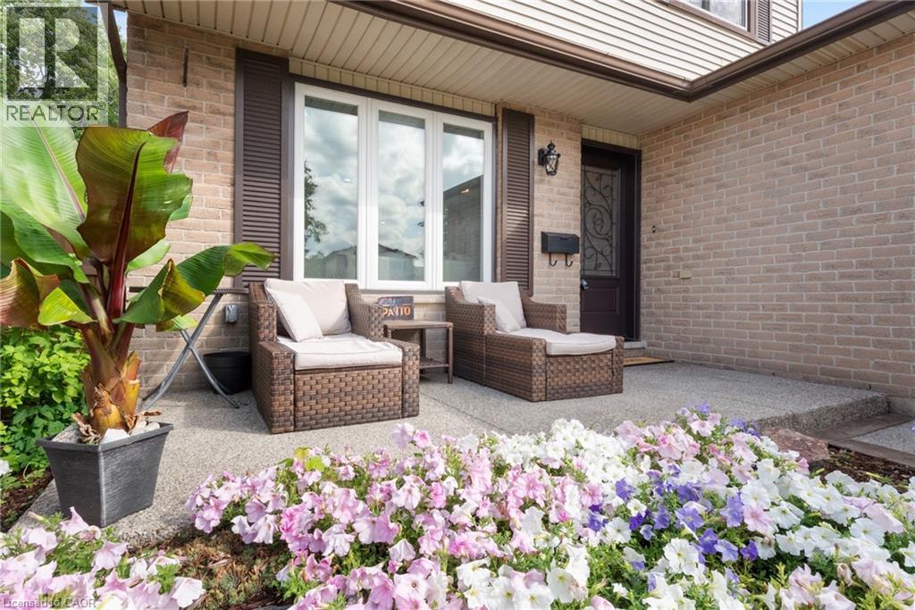 Property at 16 DRAKES Drive image 5