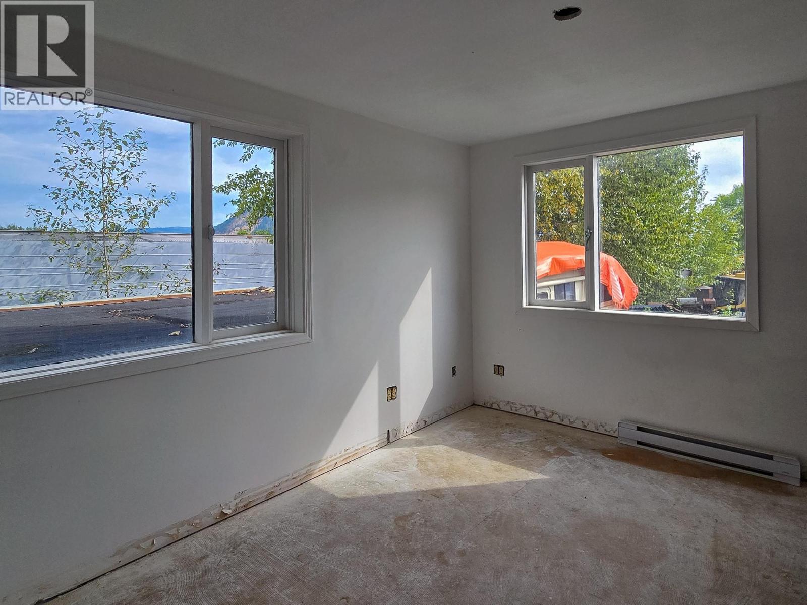 1660 Shuswap Avenue, Lumby, British Columbia  V0E 2G7 - Photo 13 - 10360859