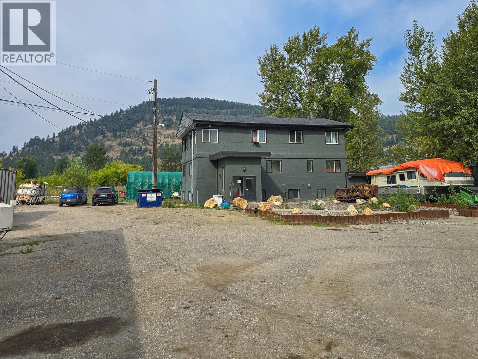 1660 Shuswap Avenue, Lumby, British Columbia  V0E 2G7 - Photo 33 - 10360859