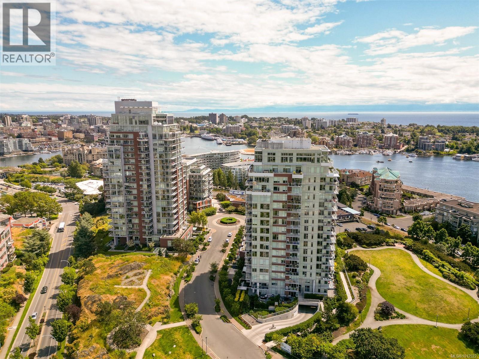 304 60 Saghalie Rd, Victoria, British Columbia