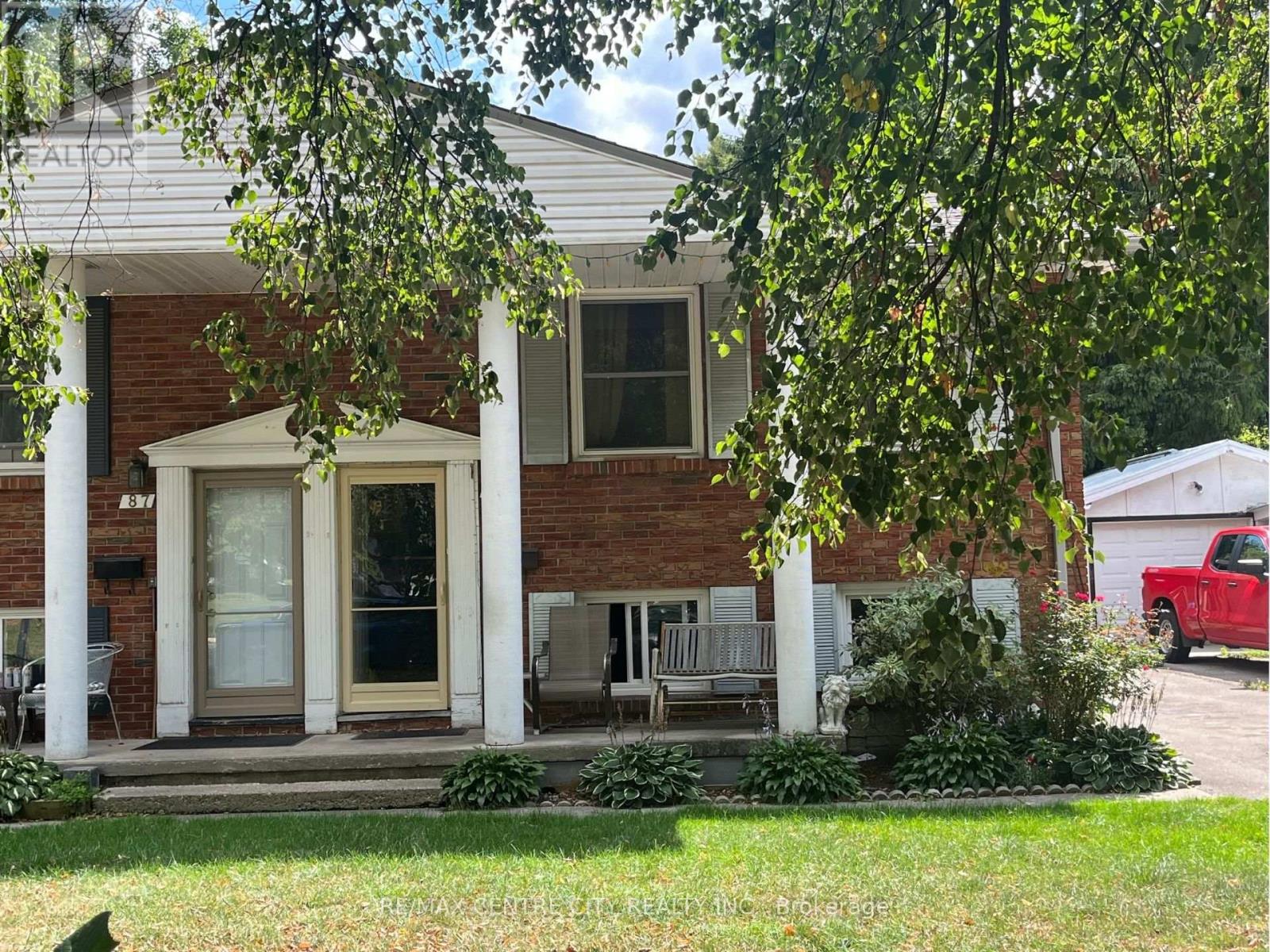 89 Cecilia Avenue, London East, Ontario  N5Y 3Z9 - Photo 1 - X12384491