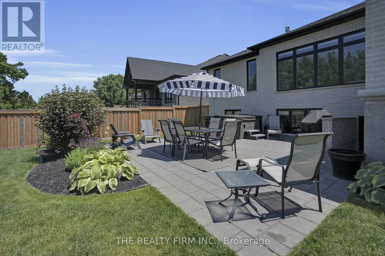2146 Linkway Boulevard, London South, Ontario  N6K 0K8 - Photo 36 - X12384511