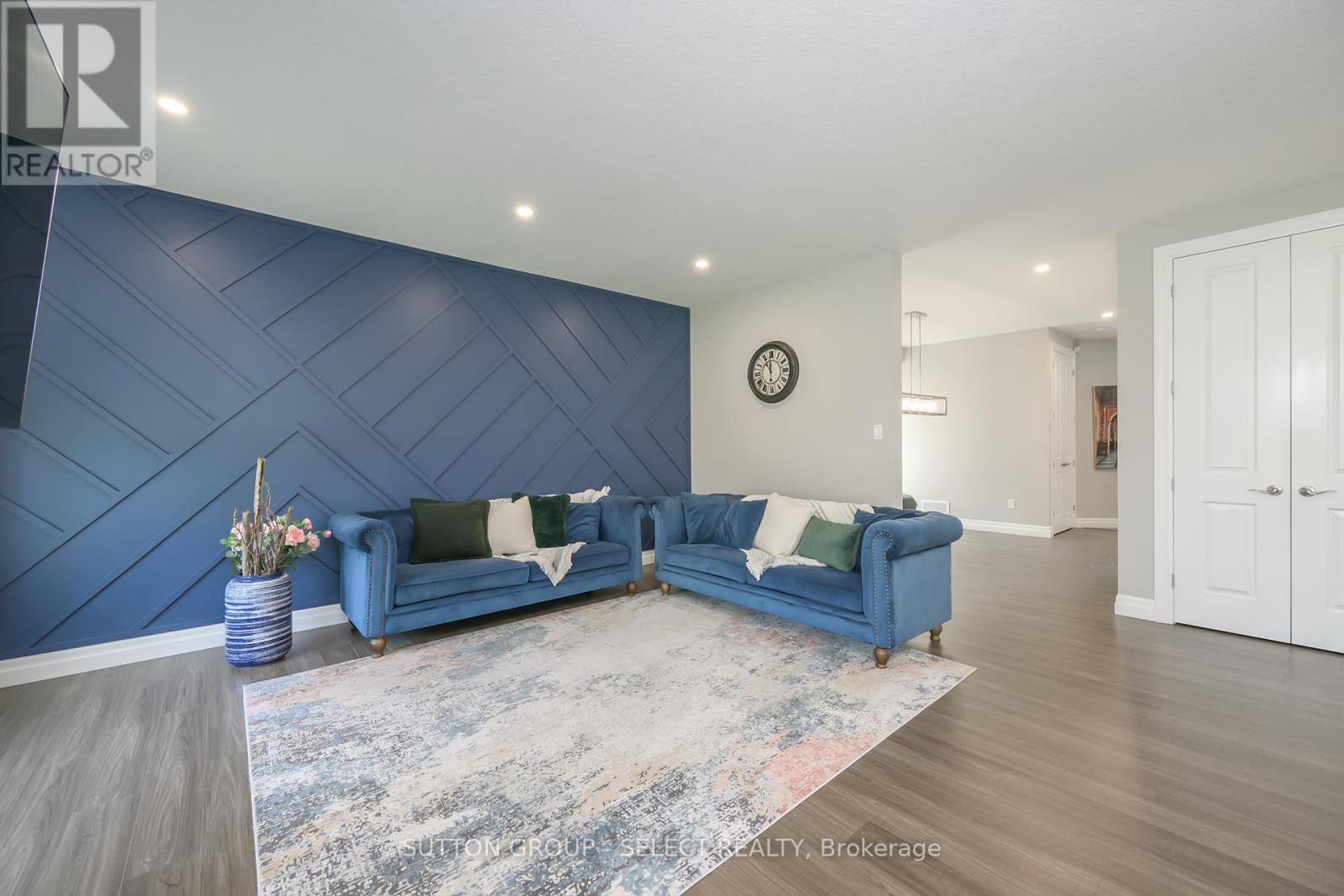 33 - 1061 Eagletrace Drive, London North, Ontario  N6G 0T3 - Photo 8 - X12384540