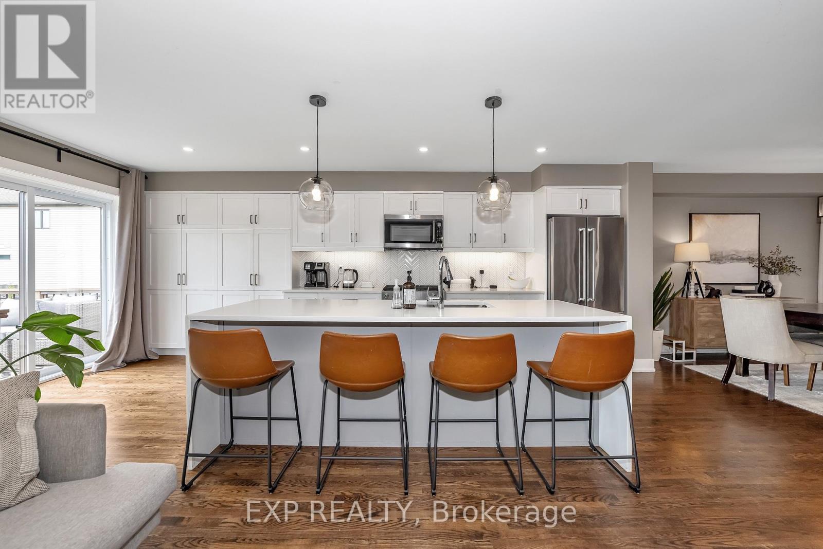 226 Purchase Crescent, Ottawa, Ontario  K2S 2L7 - Photo 11 - X12384456
