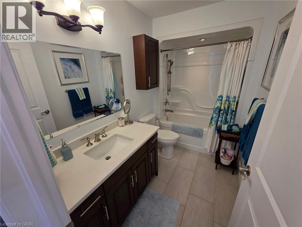 49 Bishop Reding Trail, Hamilton, Ontario  L9B 2L7 - Photo 13 - 40766210