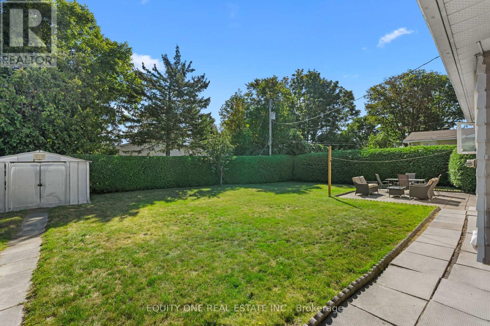 2 Parkside Crescent, Ottawa, Ontario  K2G 3B5 - Photo 25 - X12384177