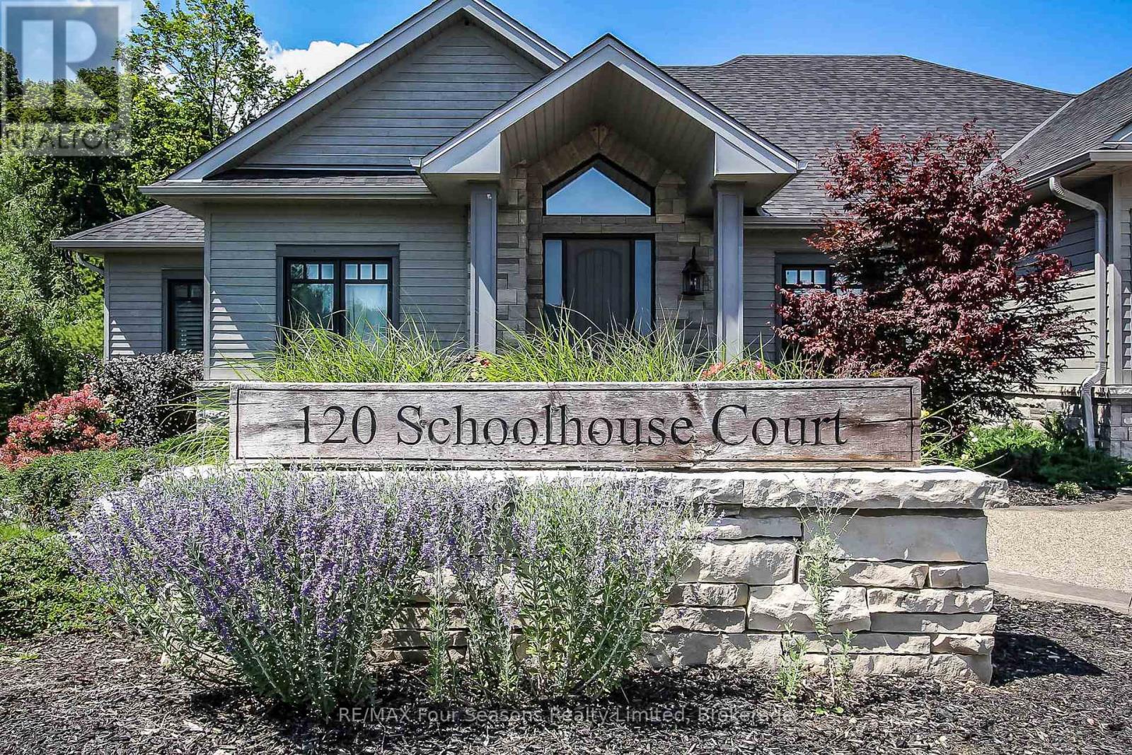 120 SCHOOLHOUSE COURT, Blue Mountains, Ontario