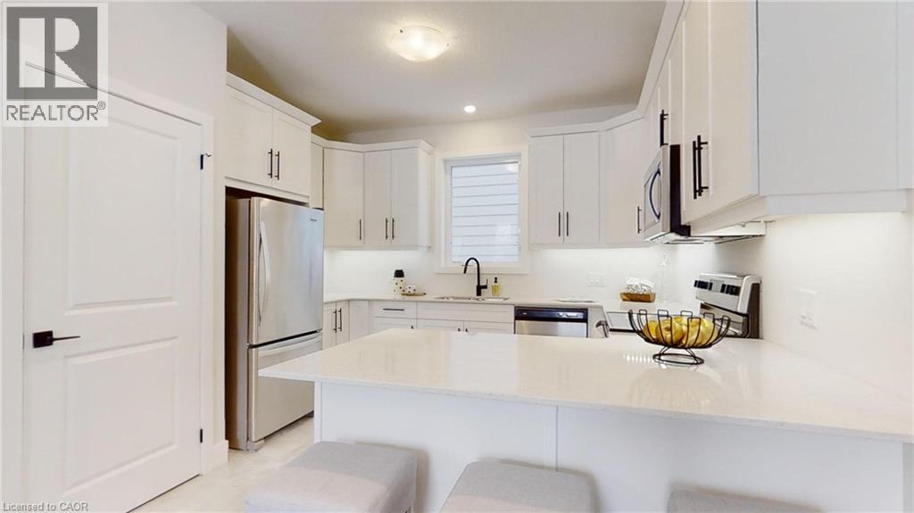 Photo 5 of 22 for 67 Julie Crescent