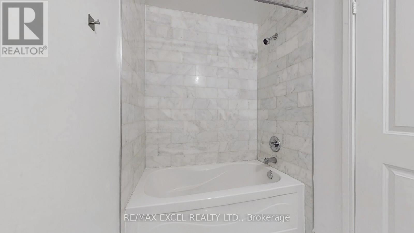 406 - 1 Scott Street, Toronto, Ontario  M5E 1A1 - Photo 19 - C12384278