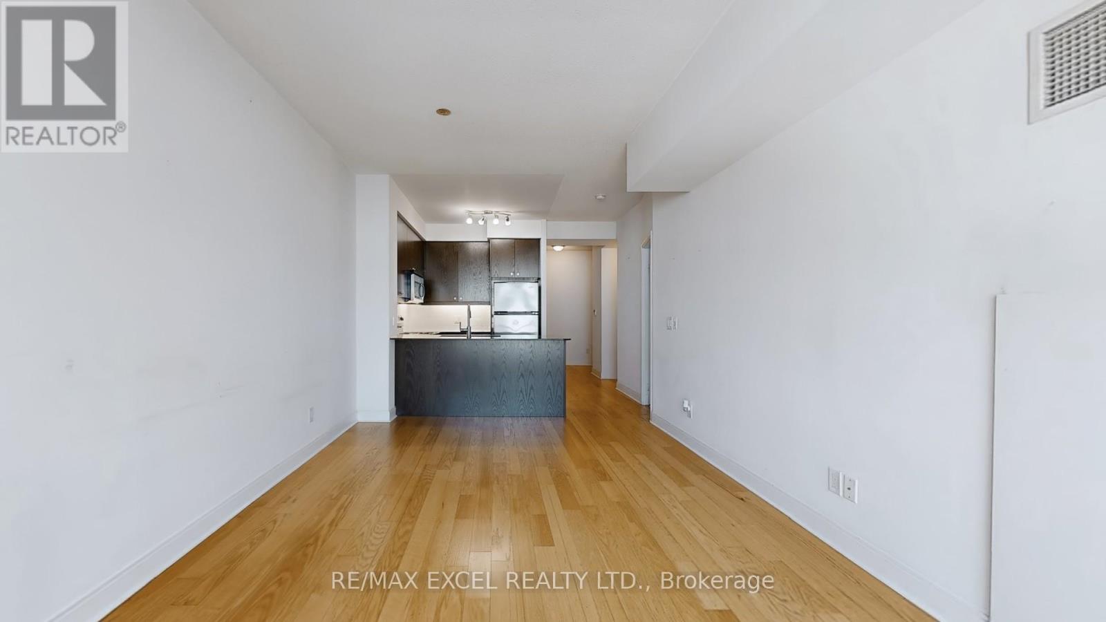 406 - 1 Scott Street, Toronto, Ontario  M5E 1A1 - Photo 4 - C12384278