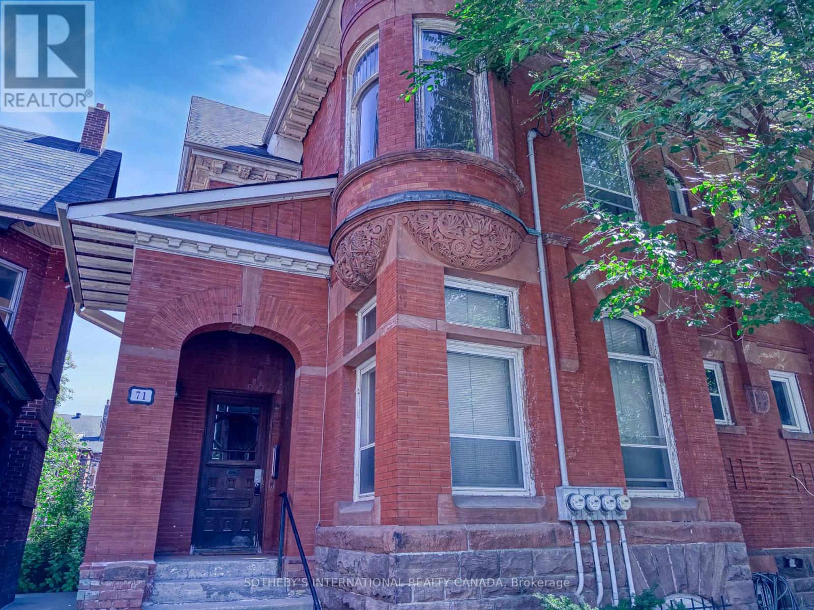 3 - 71 SPADINA ROAD, Toronto, Ontario