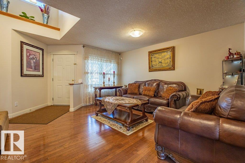 1119 114 St Sw, Edmonton, Alberta  T6W 1P6 - Photo 4 - E4456349
