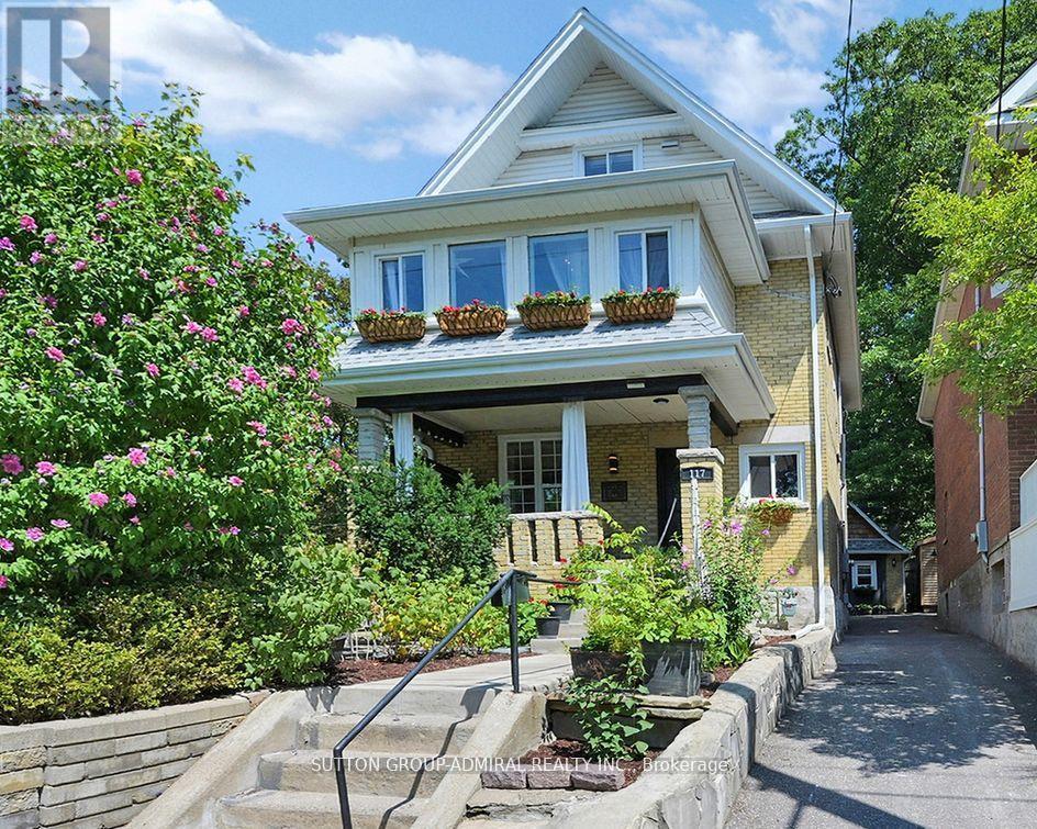117 BELLHAVEN ROAD, Toronto, Ontario
